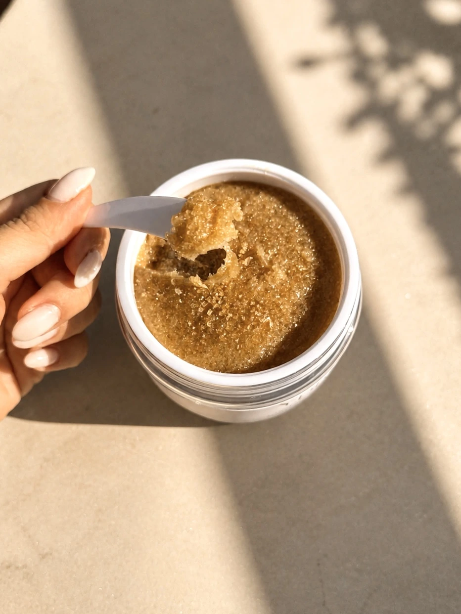 Yphé Velvet Cream Scrub, view 2